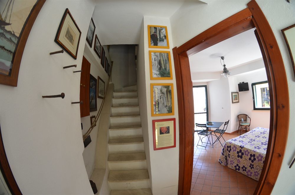 Le Piccole Grotte Bed and breakfast